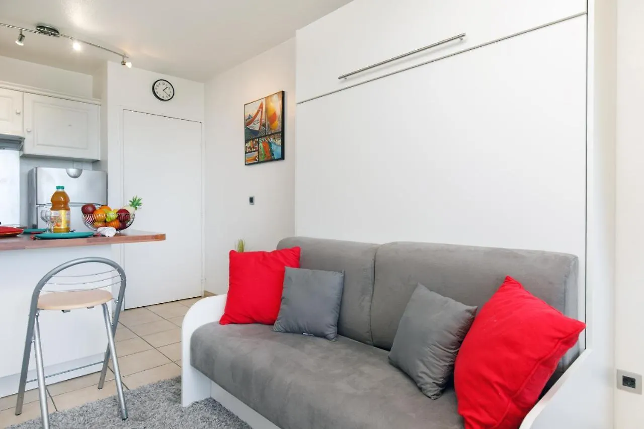Appartement Sea Side Yourhosthelper Cannes France