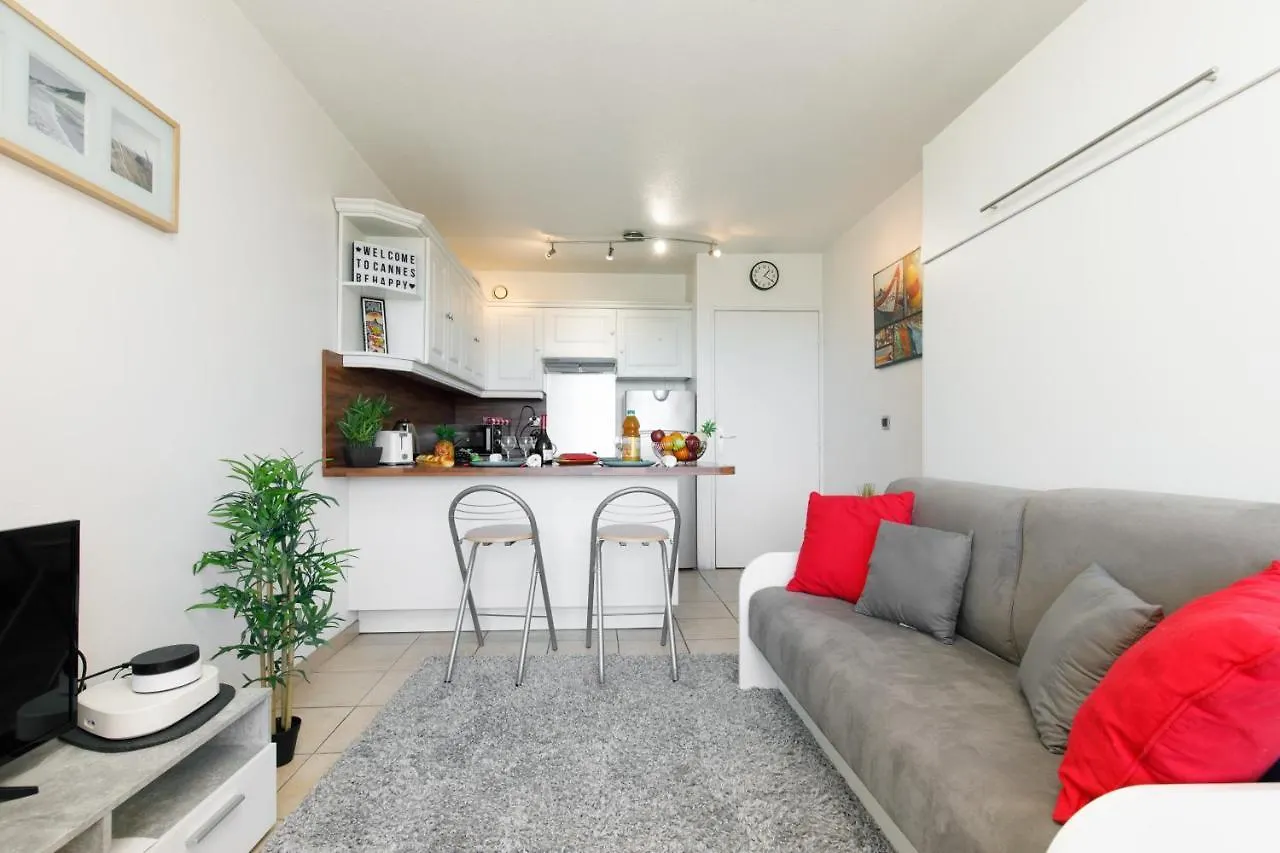 Sea Side Yourhosthelper Apartment Cannes